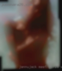 JannuJack meet girls with big clits